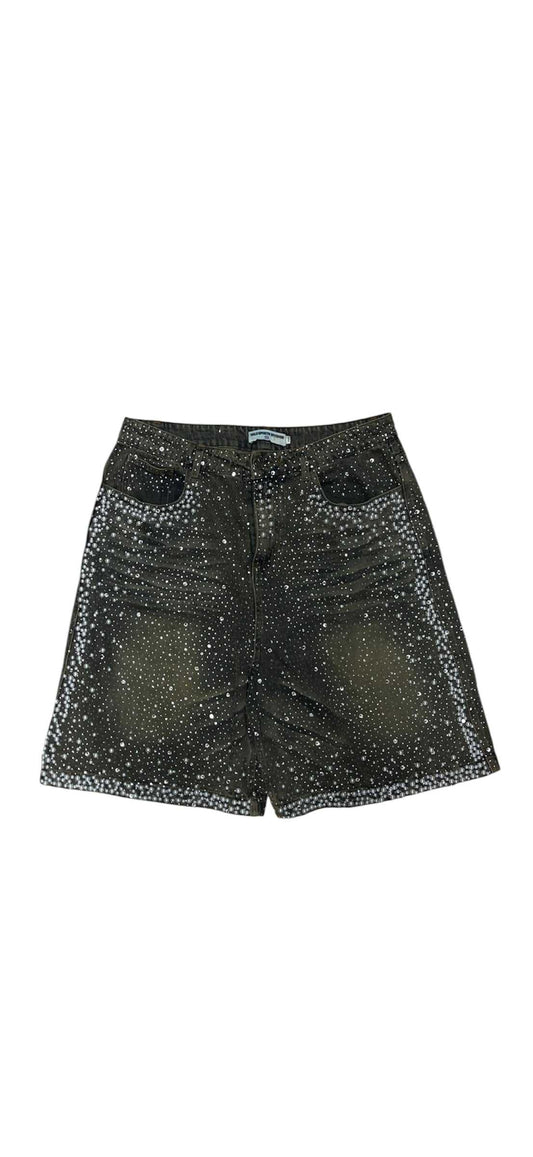 Pre-owned Vale Valley Dreams Rainstorm studded shorts in size 30 from The Valley Closet, featuring a stylish, edgy design.