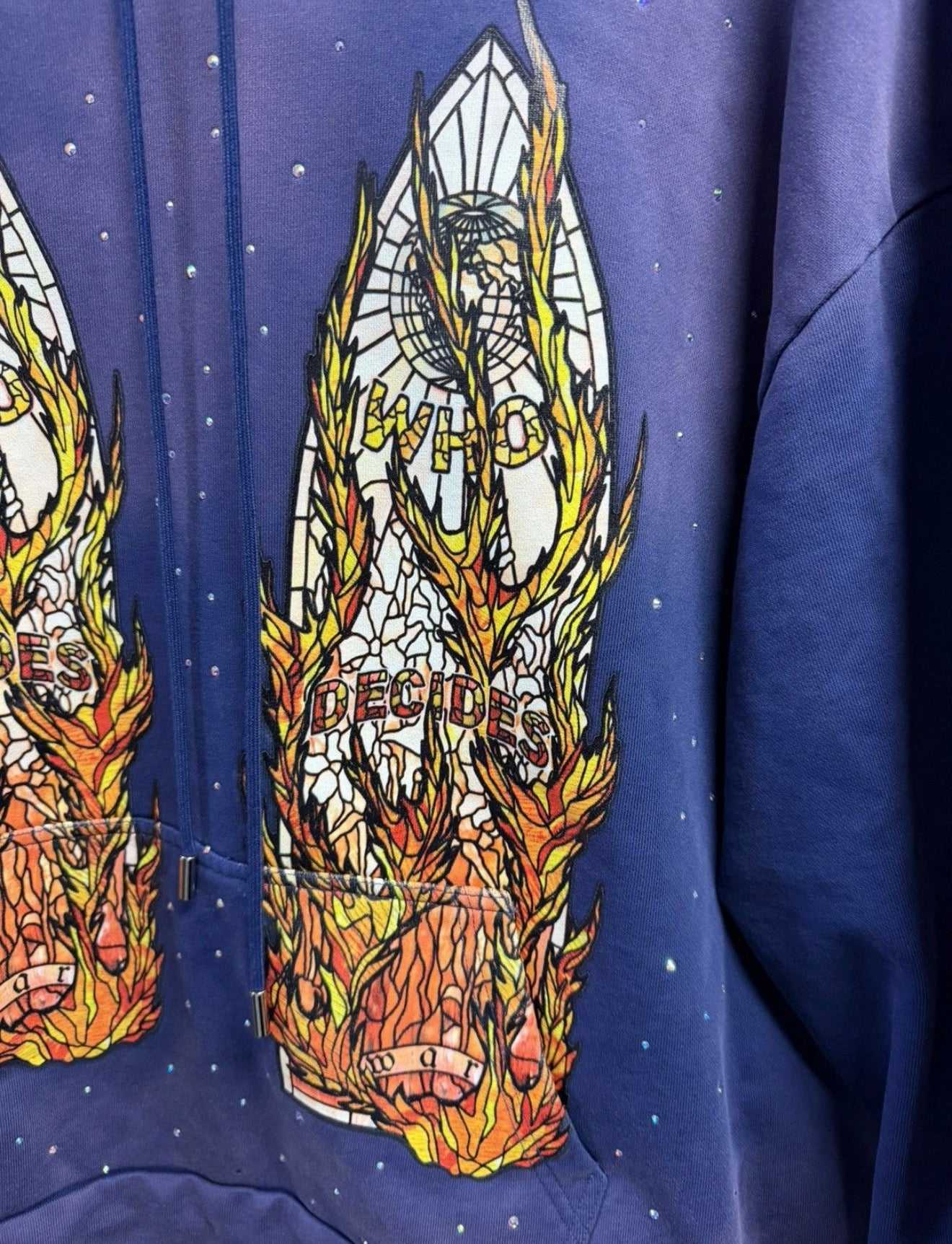 Who Decides War Flaming Windows Pre owned Xl Purple - The Valley Closet