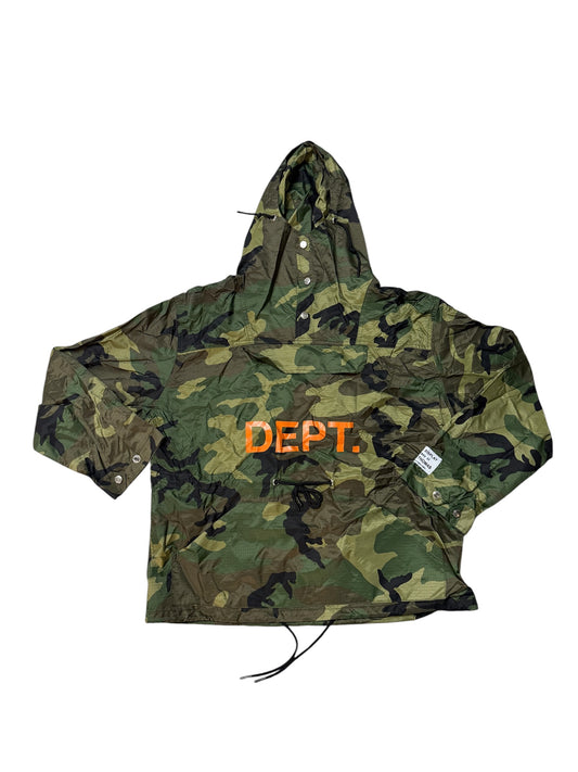 Gallery Dept. Riley Anorak Jacket in small, featuring a hood and graphic design, displayed on a hanger.